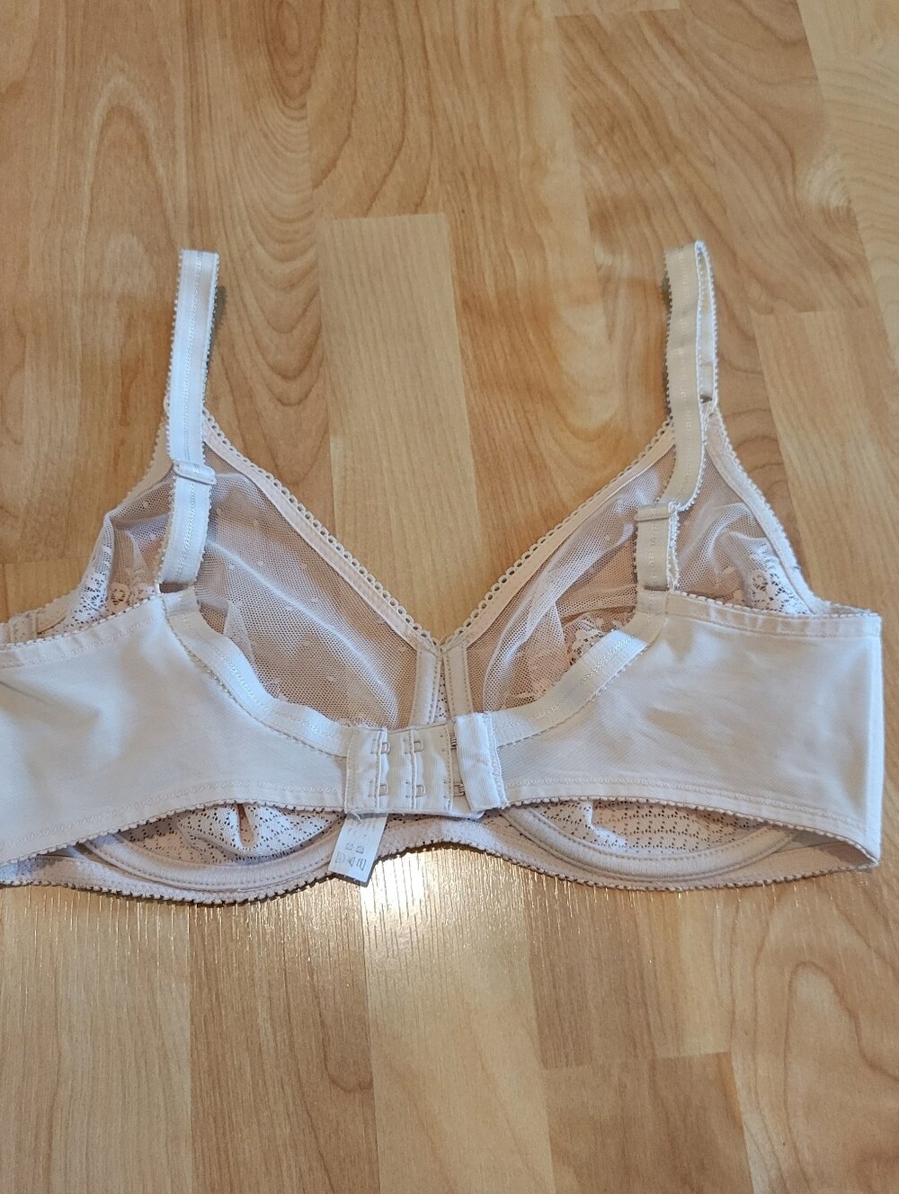 Chantelle Tamaris Seamless Lace Bra Nude Size 34DD - Picture 5 of 8
